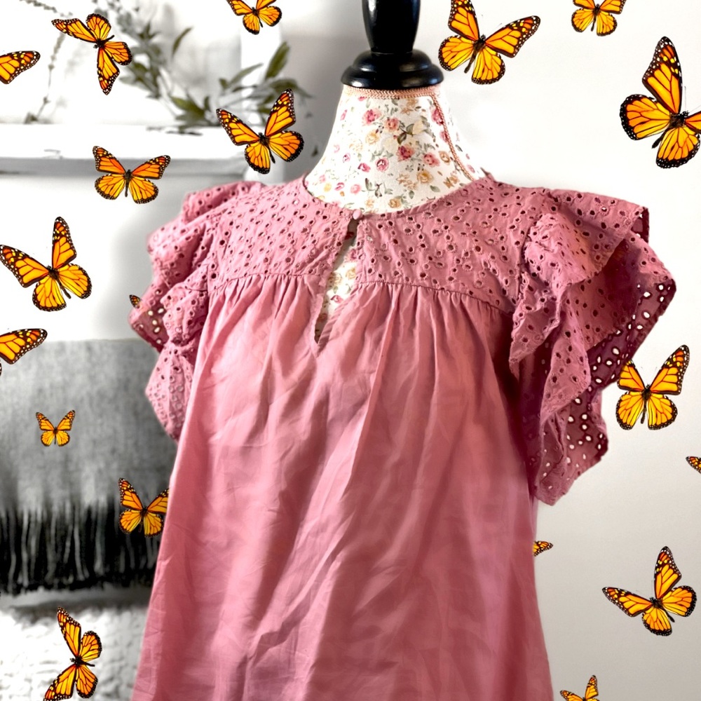 MAUVE FLUTTER EYELET COTTON BLOUSE